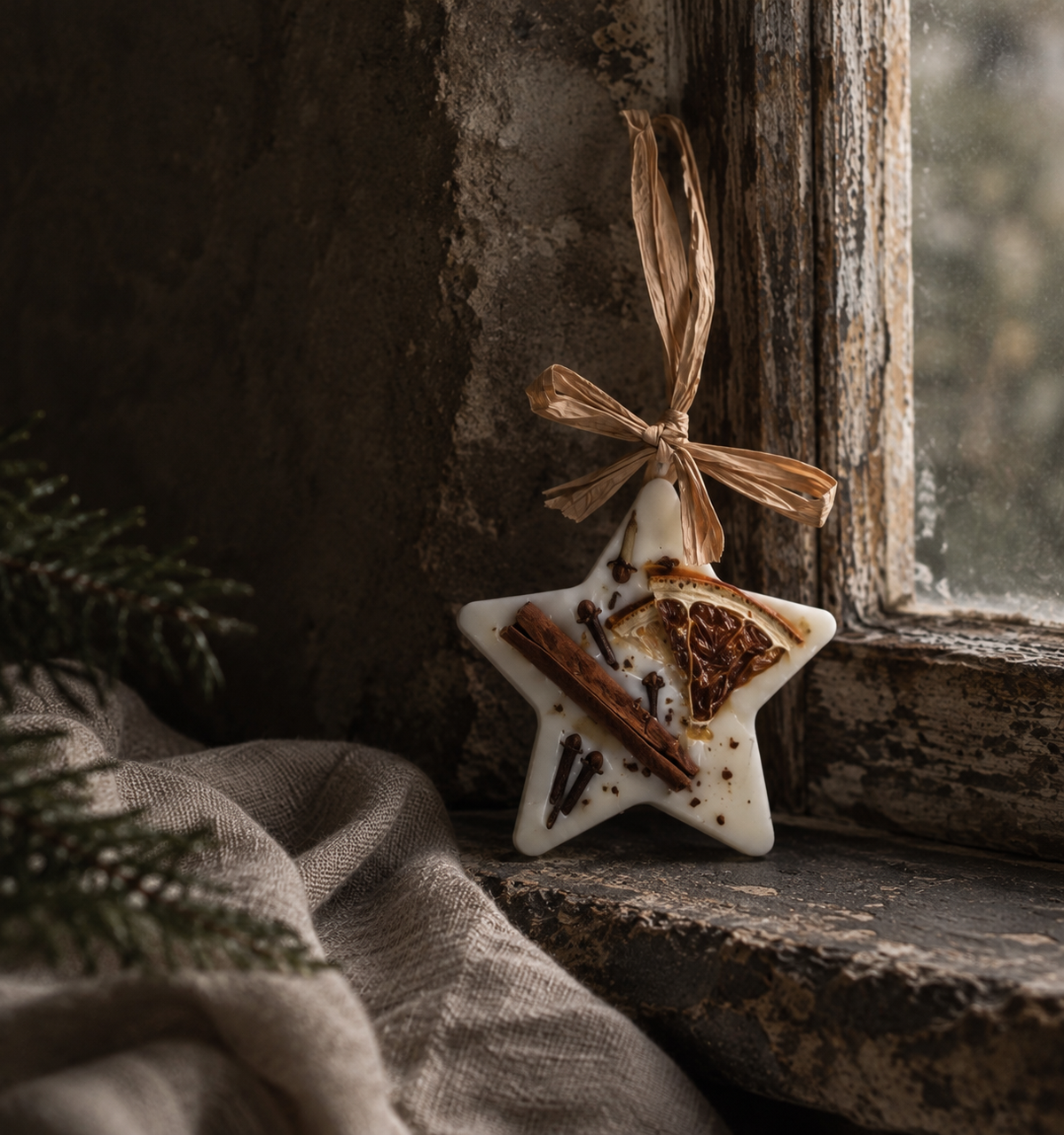 Yule | Botanical Scented Wax Decoration