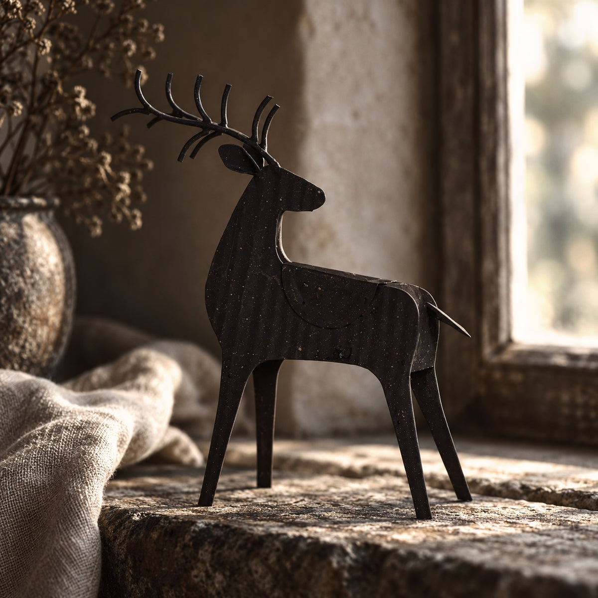 Skog | Woodland Reindeer - Comet